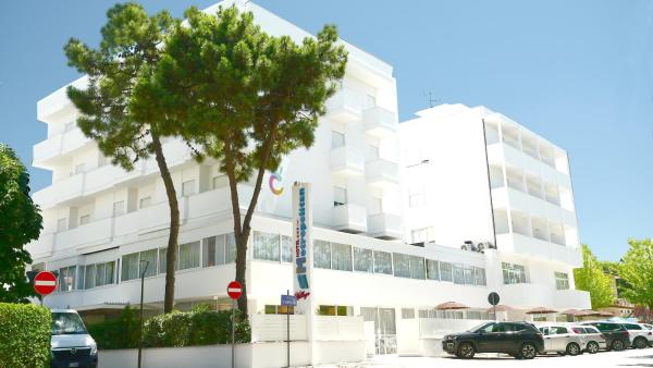 Color Metropolitan Village Cesenatico 3* ☆ Cesenatico, Riviera di ... Color Metropolitan Village Cesenatico 3* ☆ Cesenatico, Riviera di ...